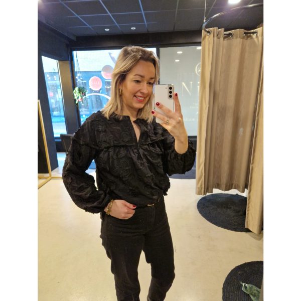 WhatsApp_Image_2024-01-18_at_10.30.41_big_image Blouse Ing Black flowers