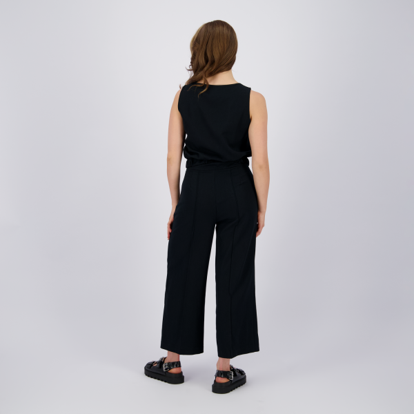 R125AWN36001_Liza_Deep_Black_MODEL3_x6e_big_image Raizzed - Broek Laura
